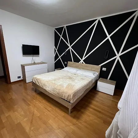 La Casa Di Cla Apartment *